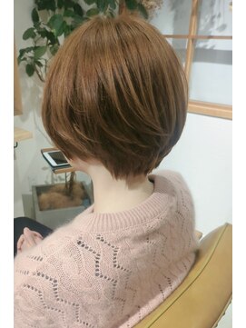 リリィ ヘアデザイン(LiLy hair design) 【LiLy新井】ひし形ショートボブ