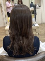 アルターリール(aL ter Rire)&nbsp;暗めカラー/デザインカラー/フェイスフレーミング/澤瑞絵