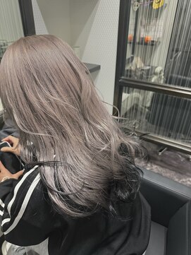 サロンドフィール 永山店(Salon de feel) エンドカラー / ベージュ × ブラック