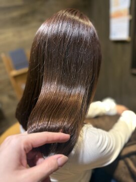 ウォームブラウン