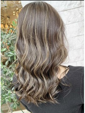 エントランスデパーチャー(ENTRANCE DEPARTURE) 【YuKuRu HAIR FACTORY】ハイライトカラー