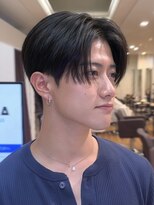 ノラキチジョウジ(NORA KICHIJOJI)&nbsp;黒髪ツーブロックセンターパートパーマワックスなしダウンパーマ