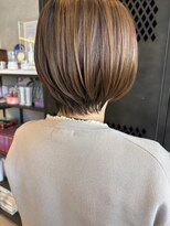 アチーブリス(achieve Liss) ナチュラルベージュショート