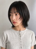 トリッカ シブヤ(TRICCA SHIBUYA)&nbsp;ブルーブラック/ショートウルフ/レイヤーカット/外ハネスタイル