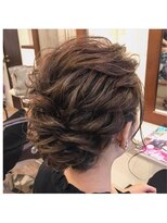 ヘアメイクアート(Hair make Art)&nbsp;ショートでもできるアップスタイル☆シニヨン／ツイスト