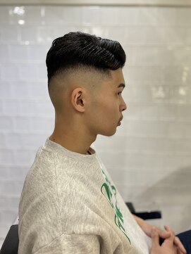 メリケンバーバーショップ フクオカ(MERICAN BARBERSHOP FUK) 本格スキンフェードバーバースタイル