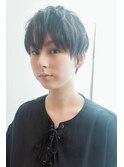 暗髪コンパクトショート