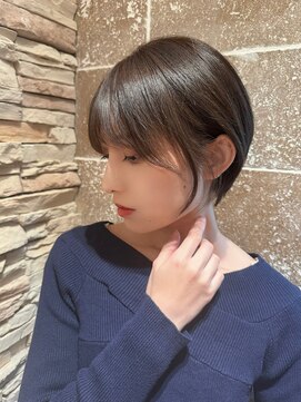 ミンクス 銀座店(MINX) 横顔が美しい美人ショートヘア