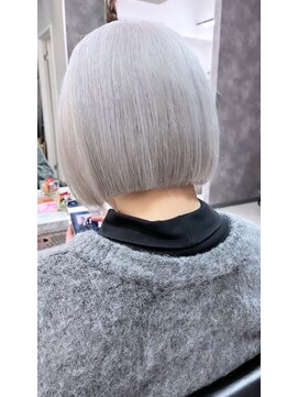 リル 溝の口(LiL) シルバーカラー