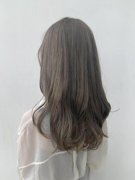 グランディール(Grandir) オリーブベージュカラー