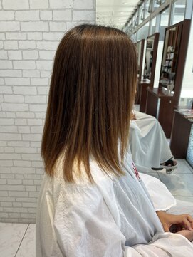 アース 静岡駅前店(HAIR&MAKE EARTH) カット