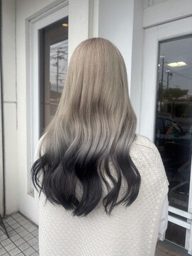 ビュートヘアー(Viewt hair) 【viewt hair】ホワイトベージュ × ブラック