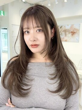 オニキス(ONYX) A134レイヤーカットブリーチなしグレージュ韓国ヘアー