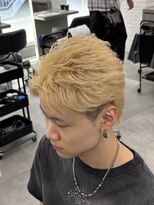 オーバルバイアピッシュ(OVARL by apish) フェザーショート／メンズハイトーン／ブロンドヘア