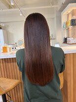 ラナ(LANA) 縮毛矯正で艶髪復活、オレンジカラーでイメチェン