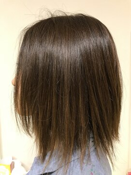 美容室 ステラ レイヤーウルフボブ