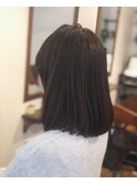 ツヤ髪シンプルボブ