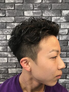 バーバーサロン ヘアージェニック(BarBer Salon Hair Genic) Genic パーマスタイル