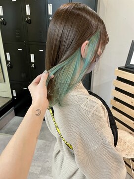 アイリー 名古屋(A/LEE) インナーカラー＋ライムグリーン♪