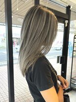 ハート(HART)&nbsp;グレージュ×レイヤーカット