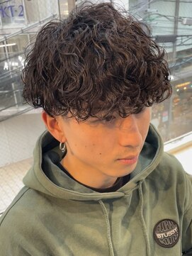 フィフス 栄(fifth) 波巻きパーマツイストパーマメンズマッシュ波巻きスパイラル栄駅
