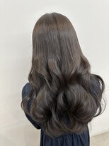 クム(kumu)&nbsp;グレージュカラー