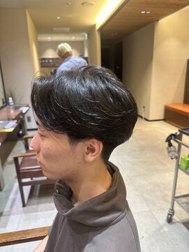 インアンドヤング(in&yang) ニュアンスパーマ/センターパート