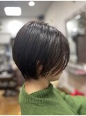 ショートボブ