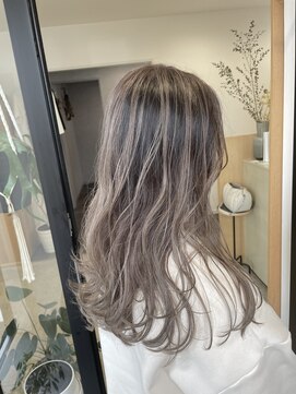 ハイク(HYKE) ゆるふわミルクティーベージュ系バレイヤージュ