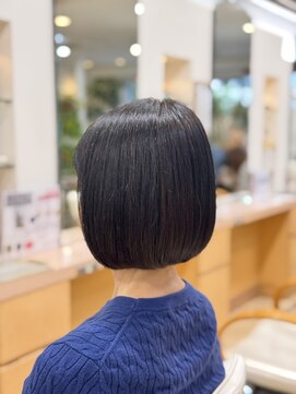 美容室 コーラル ショートボブ