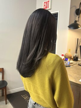 アッシュ グレージュ