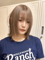 ヒビヲ 天神警固(HIBIO)&nbsp;レイヤーカットレイヤーボブダブルカラーブリーチベージュ