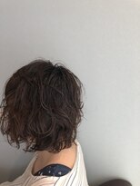 ピーブランズヘアー メイノハマ リチェッタ(P-brands hair meinohama Ricetta)&nbsp;ミディアム　ランダムウェーブ