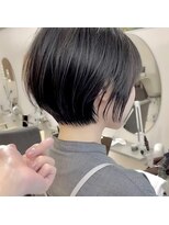スタイリング簡単！丸みショート