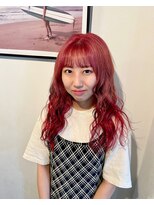 マリン(Marine)&nbsp;ピンクとレッドのグラデーションカラーロングミディアム