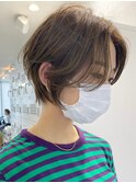 丸みショートヘアピンクベージュカラーミルクティーベージュ