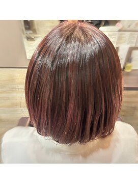 ダンディゾン ブルー 神楽坂(Dans Dix ans bleu) 重めボブにブラウンレッドで透け感UP!