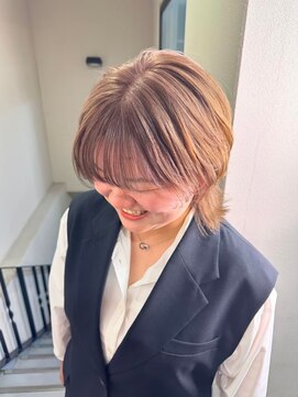 フレックス(FREEX) 【ミルクティーベージュ×ウルフカット】ダブルカラー