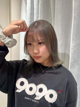 ファムバイアヴァンス(Femme by AVANCE.) 上品見えグレージュボブ