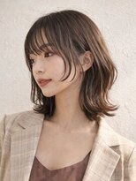 ルシードスタイル ラルーチェ(LUCIDO STYLE La Luce)&nbsp;韓国風くびれパーマレイヤースタイル顔周り小顔重めミディアム