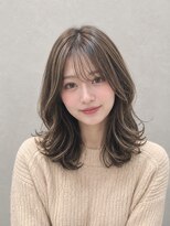 エニル 春日部店(enil)&nbsp;◎立体感極細ハイライト×アッシュで魅せるこなれミディアム◎