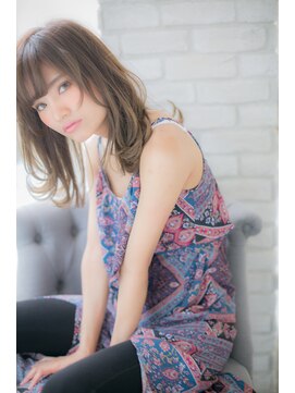 カノン(canon) 【canon】レイヤーたっぷり♪大人可愛い本命ミディ