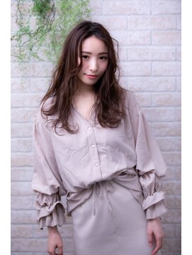ヘアーアートシフォン 池袋西口店(Hair art chiffon) 簡単スタイリングで伸ばしかけルーズラブのクラシカルセミディ