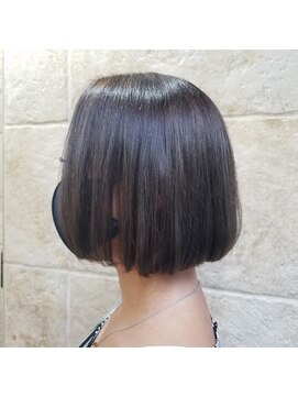 ティンク センター南 (Tink) 透明感抜群のグレージュカラー