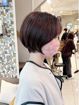 ネオリーブアイム 横浜西口店(Neolive aim) 大人可愛い束感　耳掛けひし形小顔丸みショートボブ【近藤】横浜
