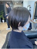 脱白髪染めカラー大人ショート