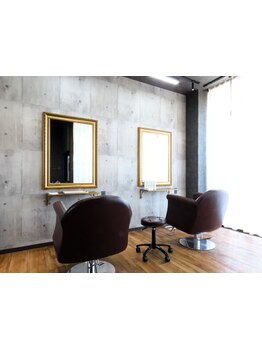 【善通寺/金蔵寺】気さくで話しやすいスタイリストが寄り添って対応♪丁寧な施術とクオリティにこだわり◎