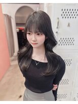 クム(kumu)&nbsp;レイヤーカットロング/ 前髪/顔周りカット/栄/名古屋/シースルー