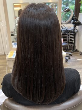 アルターリール(aL ter Rire) 黒髪/ボブルフ/ネビージュ/小顔/ワンレン