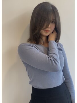 エルガ バイ コバルト(LGA by cobalt) 顔周りレイヤー×オリーブグレイ